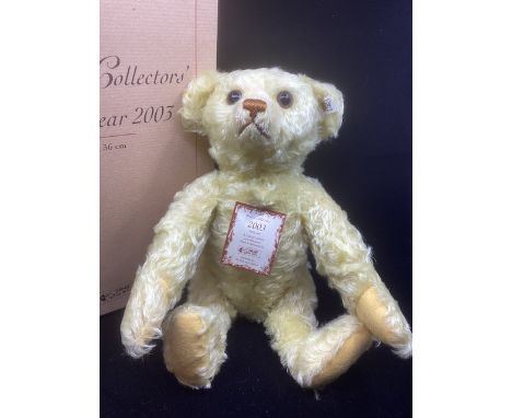    Steiff British collectors teddy bear 36cm in pale gold/white  issued in a 4000 issue, made in 2003 as a special issue., wi