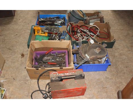 Large selection of assorted garage/workshop tools accessories and related items, too many to list so please study photos or a