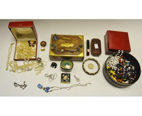Costume Jewellery - pearls, various (loose); a 'mosaic' bangle; faceted beads; lady's compact; papier mache oval box; brass b
