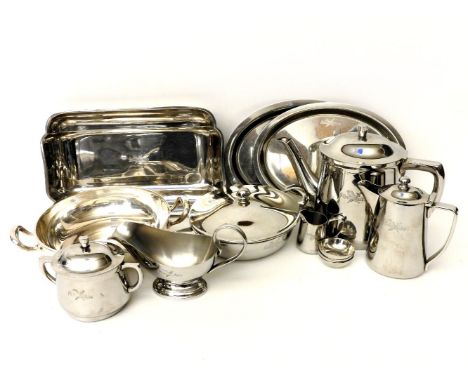 Sixteen pieces of plated dinnerware, engraved with a dagger and wheatsheaf emblem through 'Stedingsehre', liberated by the ve