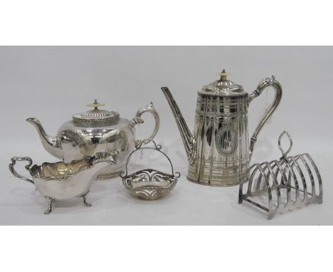 Quantity of silver plate to include teapot, gravy boat, toast rack, ladle, cased flatware, etc 
