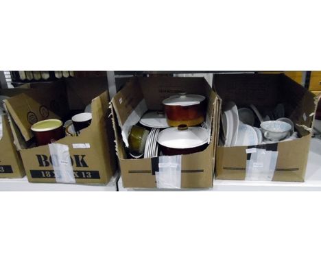 Royal Doulton 'Hampton Court' part dinner service including soup bowls, plates, side plates, etc and a large quantity of Pool