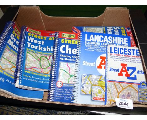 A quantity of Philips Street Atlas.