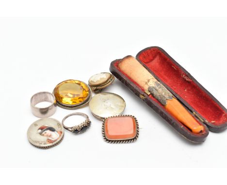 A SMALL ASSORTMENT OF ANTIQUE JEWELLERY AND ITEMS, to include a cased amber and silver mounted cheroot, hallmarked 'W H Carri