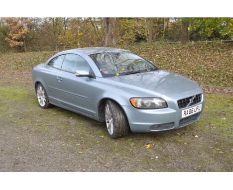 A 2006 VOLVO C70 SPORTS COUPE CONVERTIBLE CAR, in blue with a 2.4 litre 5 cylinder petrol engine, 5 speed manual gearbox, an 