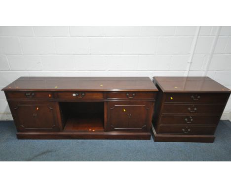 A LATE 20TH CENTURY MAHOGANY SIDEBOARD, fitted with three drawers, above four cupboard doors, length 187cm x depth 48cm x hei