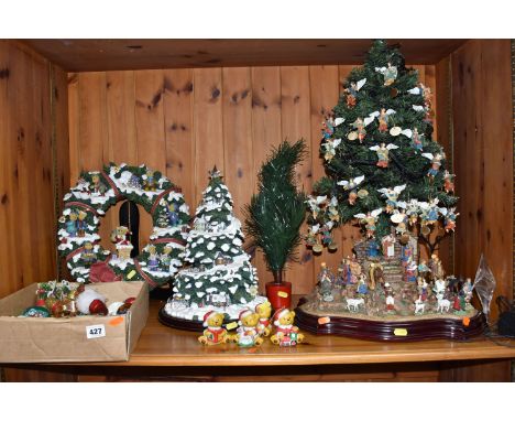TWO BOXES AND LOOSE CHRISTMAS DECORATIONS to include a Bradford Exchange 'Thomas Kinkade Village Christmas' light up decorati
