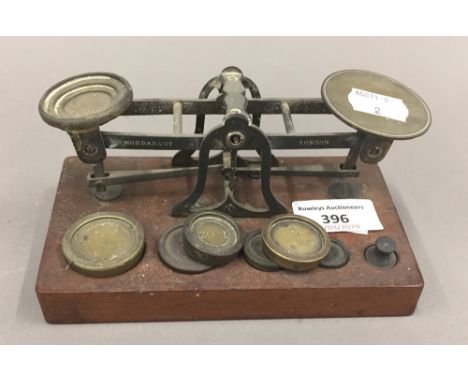 A Sampson Morden &amp; Co postal scale