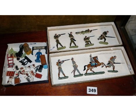Vintage painted lead or diecast toy soldiers - two sets in boxes (no apparent maker's marks), other miniature metal items for