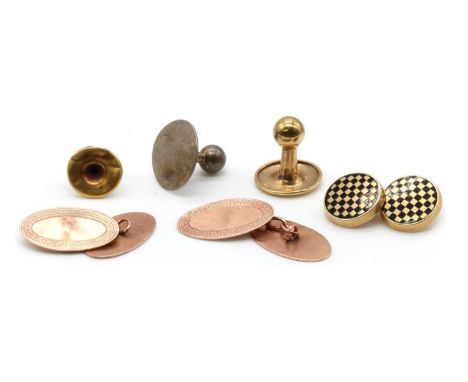 A collection of gentlemen's jewellery, to include a pair of 9ct gold chain link cufflinks with Greek key design border, a 9ct