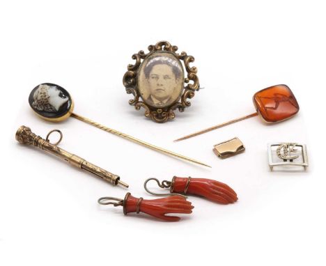 A collection of jewellery, to include a gold mounted sardonyx cameo stick pin, tested as approximately 14ct gold, 5.74g, a go