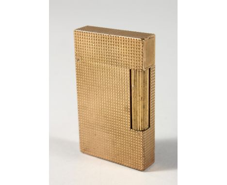 A DUNHILL GOLD COLOURED LIGHTER.