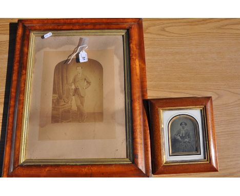 2 Framed Victorian photographs - portrait 