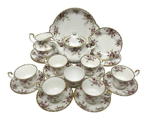 Royal Albert Cottage Garden pattern tea service for six people, comprising teapot, milk jug, sugar bowl, teacups and saucers,