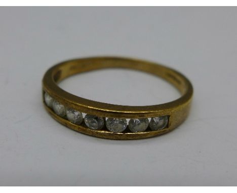 A 9ct gold and cubic zirconia ring, 1.9g, N