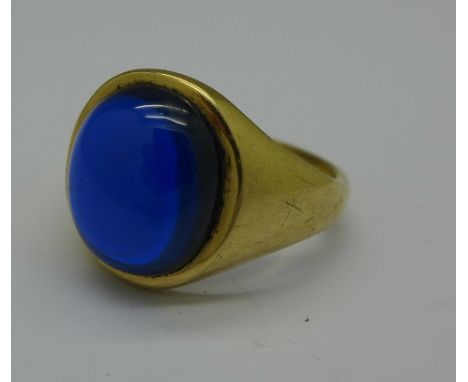 A 9ct gold and blue stone ring, 7.6g, U