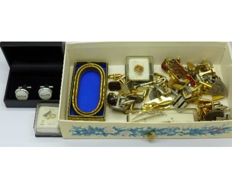 Cufflinks and tie pins