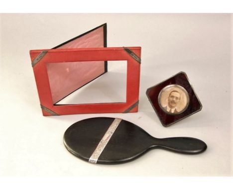 Attractive silver and guilloche enamel easel picture frame with circular picture fitting; together with a further silver moun