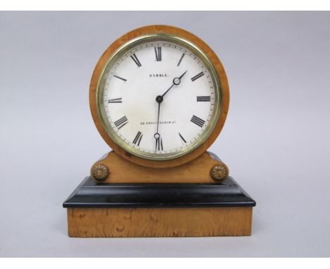 Attractive satin wood and ebonised mantle clock, the 9cm dial inscribed Kibbl and 22 Grace Church Street, 17 cm high