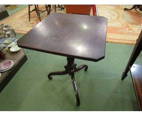 A Georgian mahogany tripod tilt top table