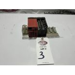 Mitsubishi Q61P Melsec power supply & 2 QY10 output modules