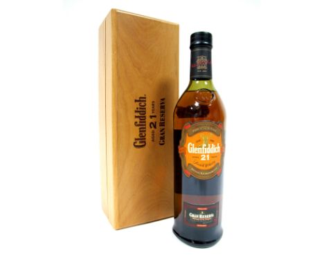 Whisky - Glenfiddich Pure Single Malt Scotch Whisky Aged 21 Years Gran Reserva, J&W Hardie Ltd. Cuban rum finish, 70cl, 40% V