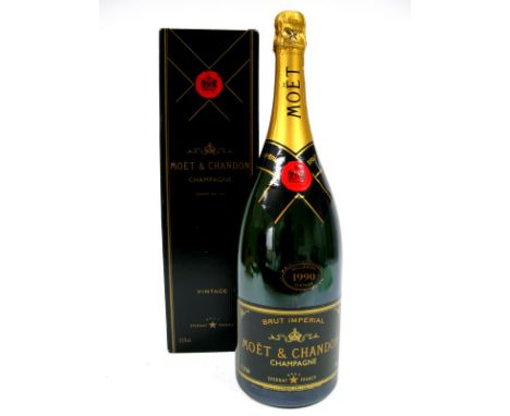 Champagne - Moet & Chandon 1990 Vintage Champagne, 150cl, 12.5% Vol., boxed.