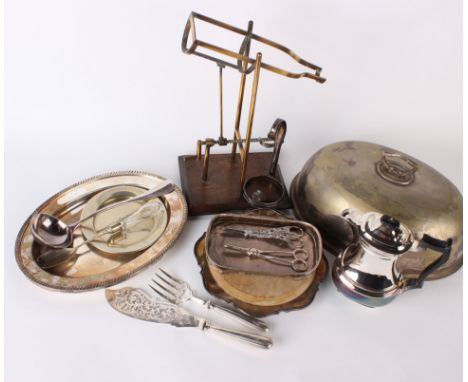 Silver plate; A mixed lot of silver plate to include flatware, trays etc 