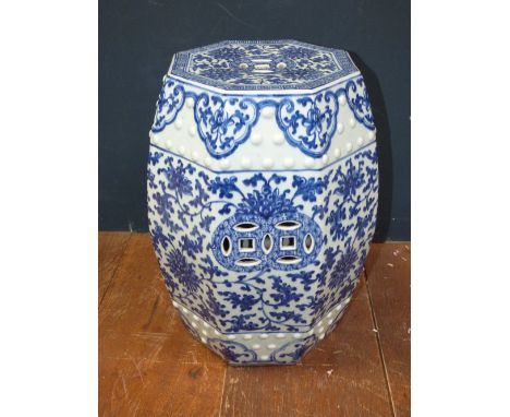 Blue & white octagonal ceramic garden seat 50 cm H