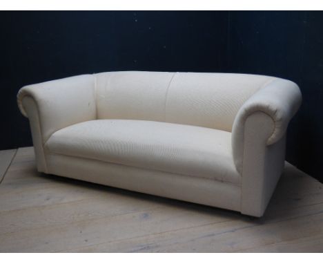 Contemporary Chesterfield style 2 seater sofa upholstered in cream fabric