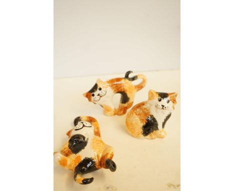 3x ceramic cats 