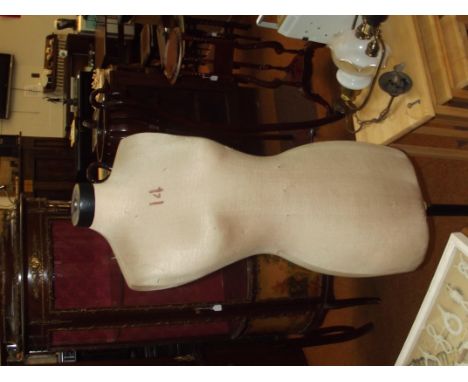 Mannequin stand