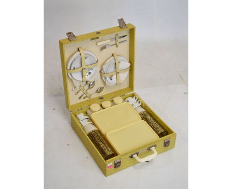 Vintage Brexton picnic set, in a yellow case  