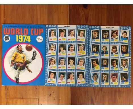 FKS Publishers The Wonderful World of Soccer Stars Sticker Album World Cup 1974: Album complete with 270 stickers including t