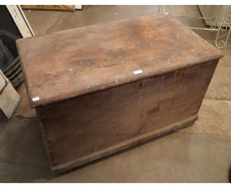 A Victorian fitted pine tool chest, containing tools 
