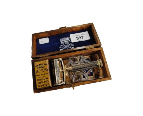 ORIGINAL ANTIQUE CASED WILKINSON SWORD CO. RAZOR BLADES AND WRITTEN DIRECTION PAMPHLET OF USE 