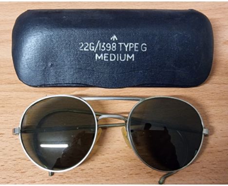 A pair of WD sunglasses broad arrow, 22G/1398 Type G, medium, case 