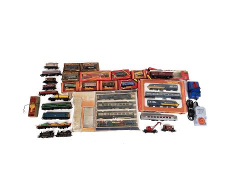 Box of OO gauge trains and rolling stock. Includes boxed Hornby High Speed Inter-city 125 Train pack R332; Boxed Lima Inter-c