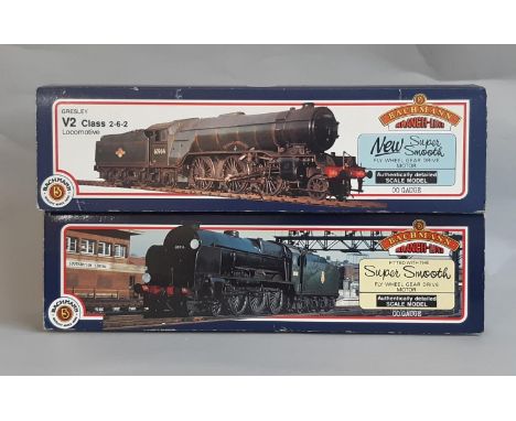 Two boxed 00 gauge locomotives by Bachmann comprising  31-402 Lord Nelson Class 4-6-0 30851 'Sir Francis Drake' in BR green  