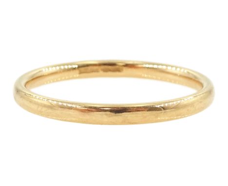 18ct gold wedding band, hallmarkedCondition Report:Approx 2.5gm, size Q-R, depth 2.1mm