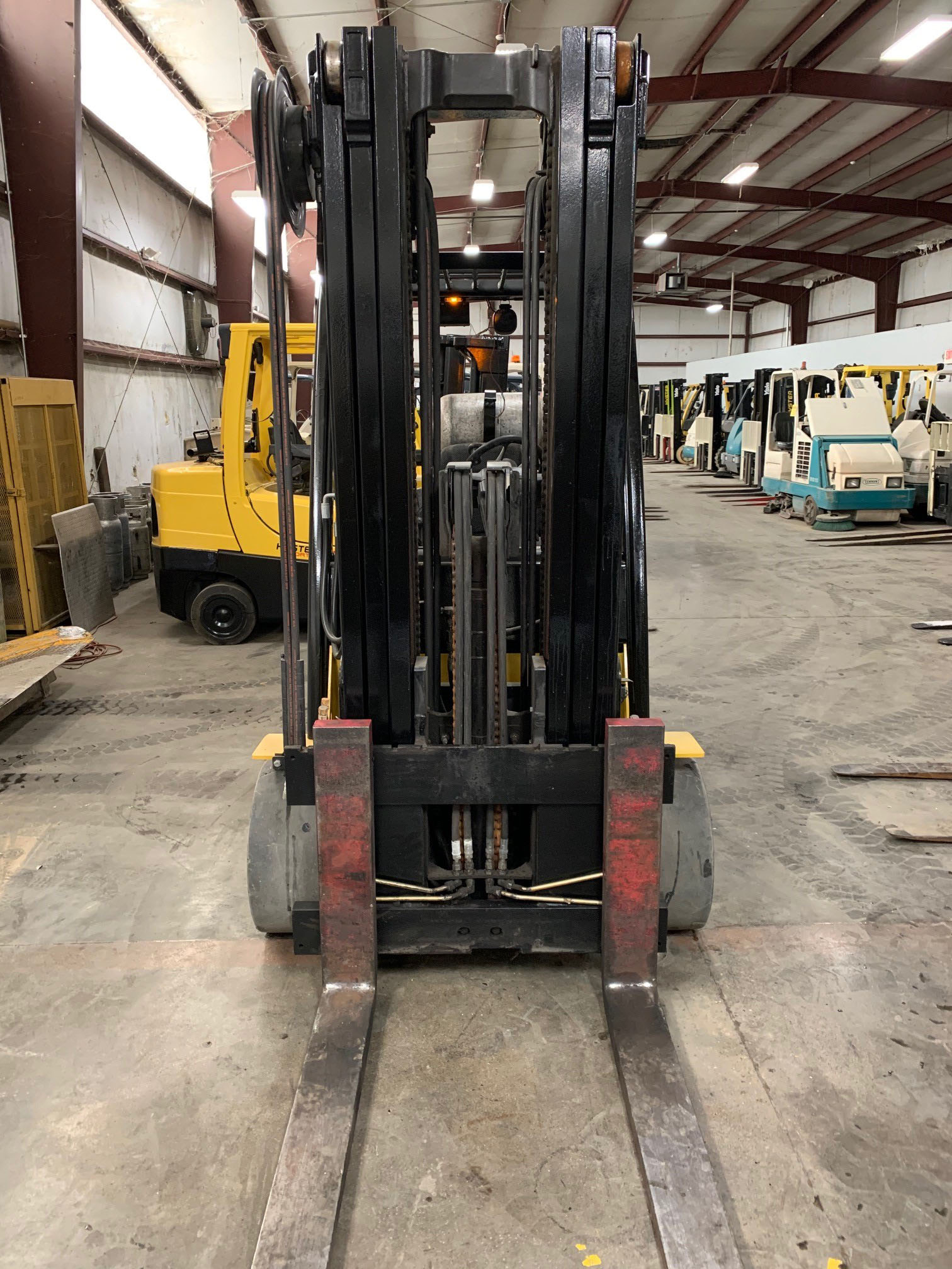 2014 Yale 12000 Lb Capacity Forklift Model Glc120vx Lpg Solid Tires 208 Raised100 Lowe