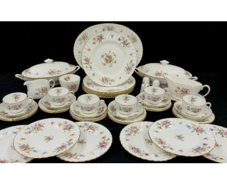 Minton Marlow pattern table service for six comprised of; six dinner plates, six lunch plates, twelve side plates, six tea cu