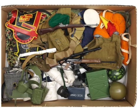 Palitoy Action Man vintage loose clothing/accessories to include guns, various part outfits, helmets/hats plus others - see p