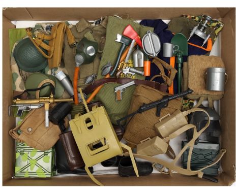 Palitoy Action Man vintage loose clothing/accessories to include guns, various part outfits, helmets/hats plus others - see p