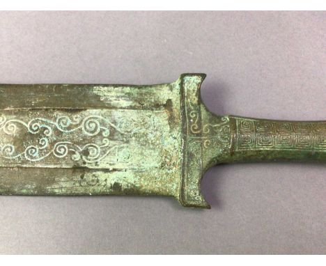 CHINESE CLASSICAL STYLE CAST METAL SHORT SWORD ALONG WITH AN AXE HEAD AND A POWDER FLASK the short sword cast with scroll dec