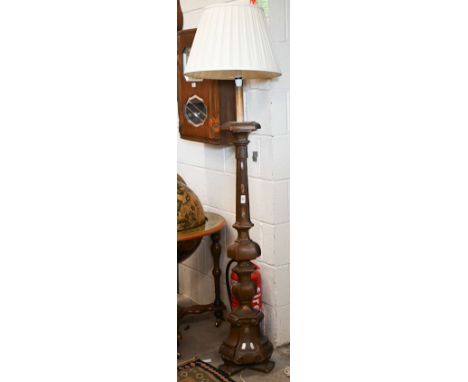 Baroque style gilt standard lamp with mirrored inlays 