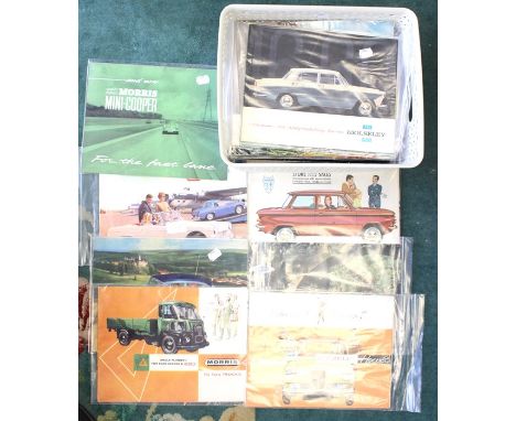 Motoring Interest: A quantity of original vintage car sales brochures covering makes to include; Alfa Romeo, VW, Audi, Lancia