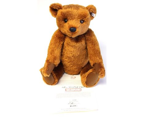 Steiff: A Steiff 'Bear 55 PB 1902', L.E. 2086/7000, Replica by Steiff. height approx. 55cm.