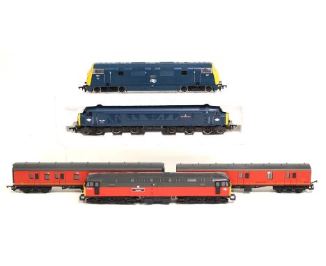 Mainline: An unboxed Mainline Royal Inniskilling Fuselier; together with an unboxed Warship Class 'Kelly'; and a Lima 'Glouce