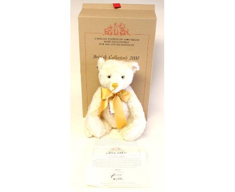 Steiff: A boxed Steiff, British Collector's 2000 Teddy Bear, Limited Edition No. 1962/4000, complete with certificate of auth